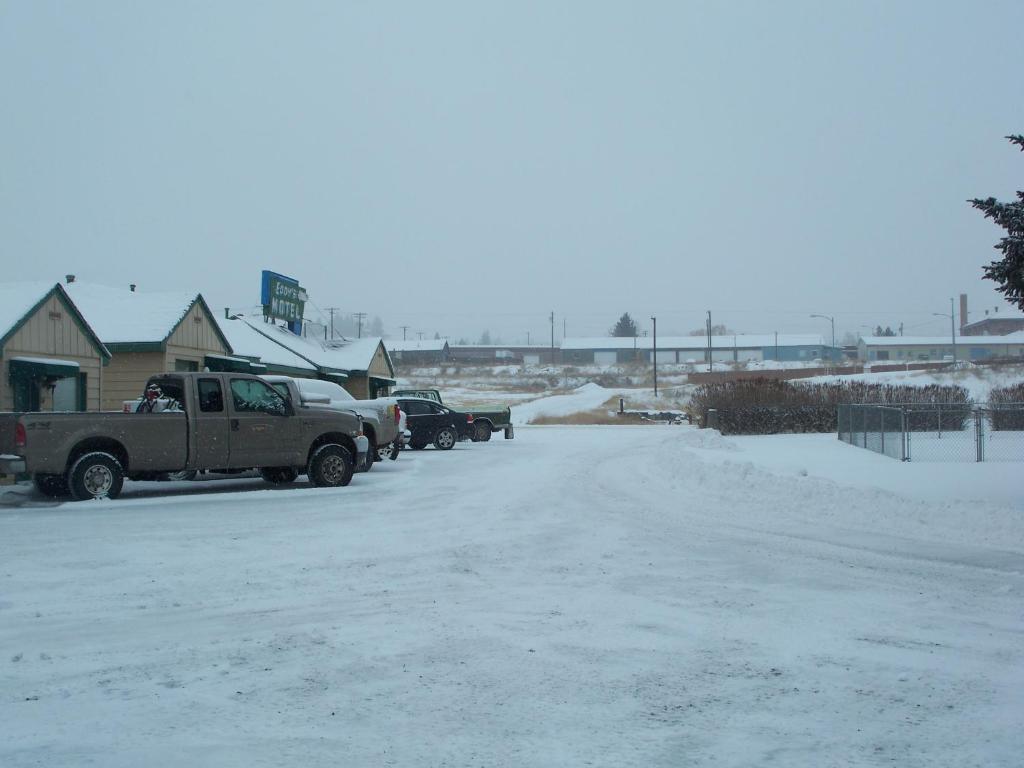 Eddy'S Motel Butte Exterior foto